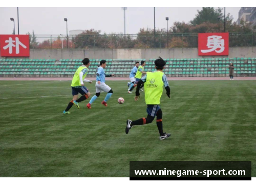 球场上的明星阵容：探索我们的足球队员的风采